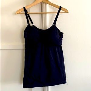 Nursing/pumping tank